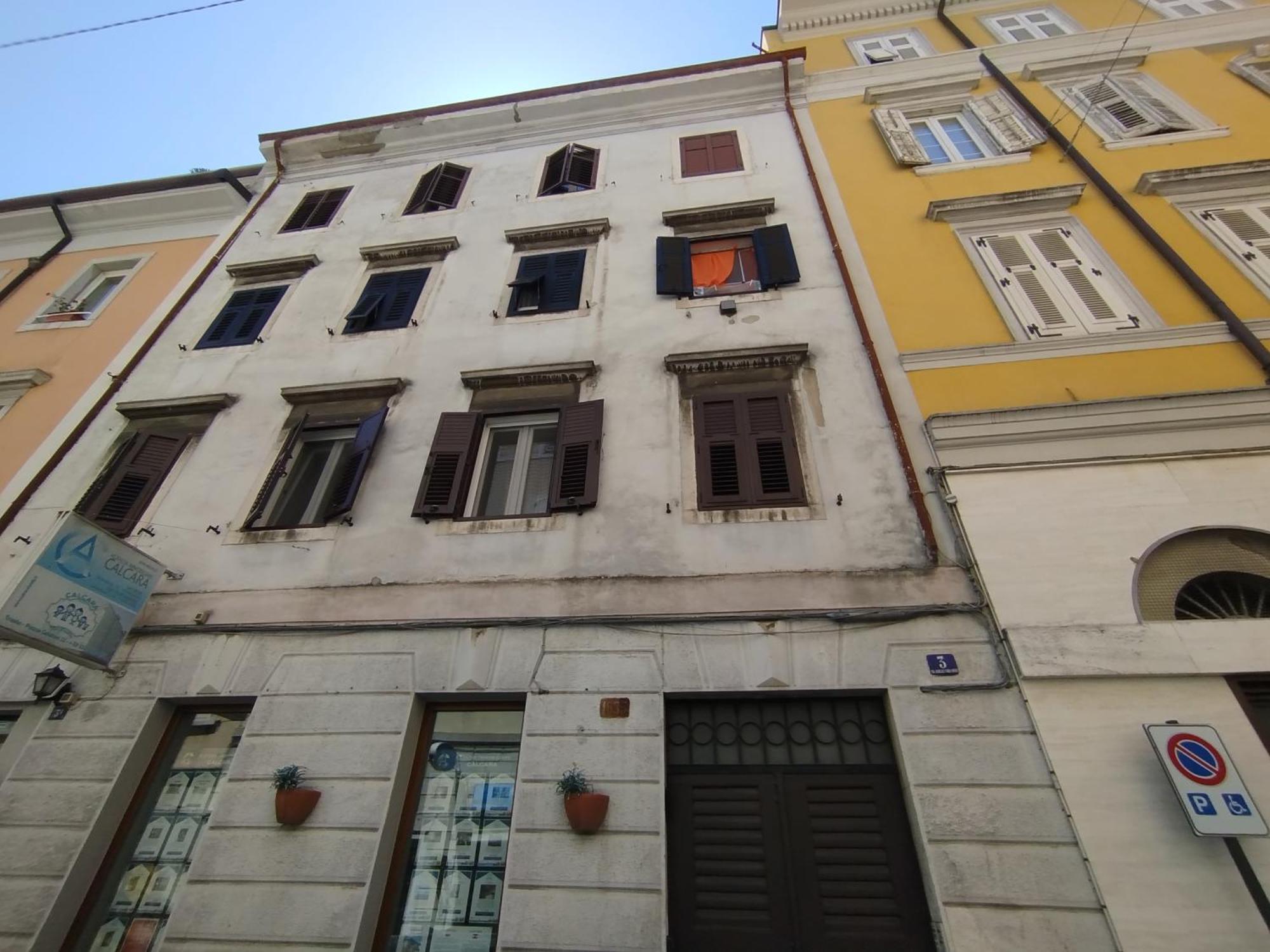 Appartamento Storico In Viale Trieste Extérieur photo